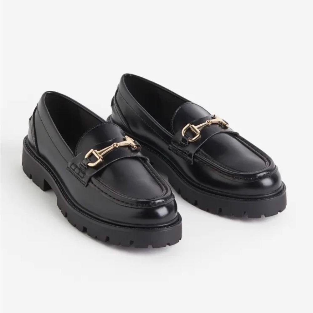 Black Steve Madden Chunky Loafer 5.5 Women’s with Gold Detail